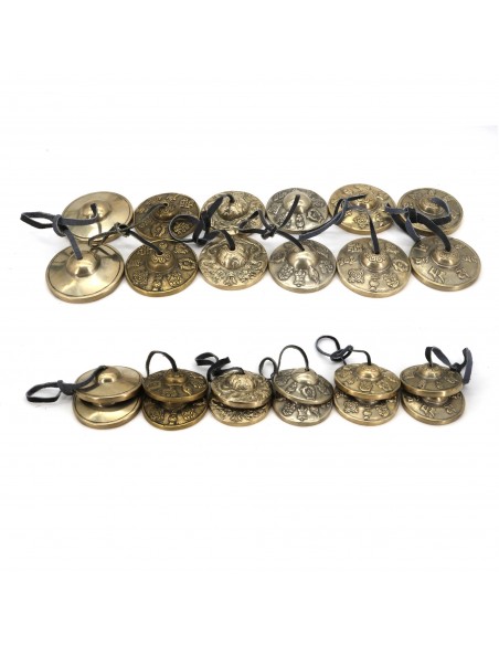 Parasol (Chattra), Golden Fish (Srivatsa or Matsya), Treasure Vase (Kalasha), Lotus Flower (Padma), Conch Shell (Shankha), knot