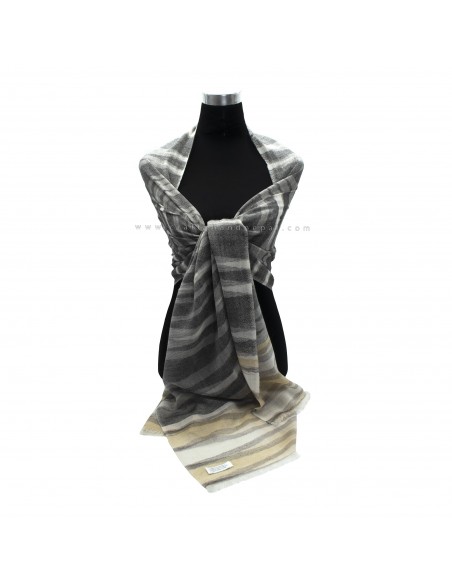 Worldwide free shipping exclusive shawl, handmade gift from Nepal